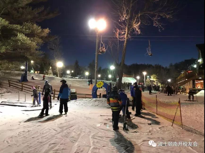 夜场.jpg 夜场.jpg